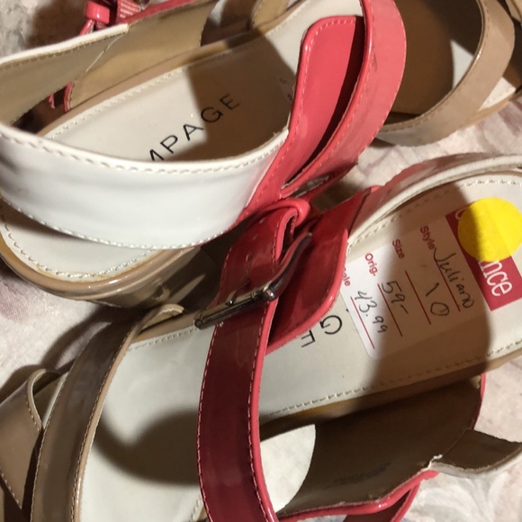 Rampage Strappy Chunky Heel Sandals - Picture 7 of 7